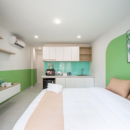 Cozrum Homes - Coraline House 호치민 외부 사진
