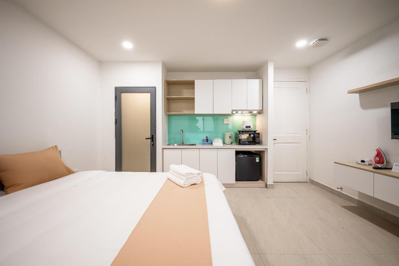 Cozrum Homes - Coraline House 호치민 외부 사진